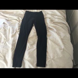 Black high waist pointe seam leggings